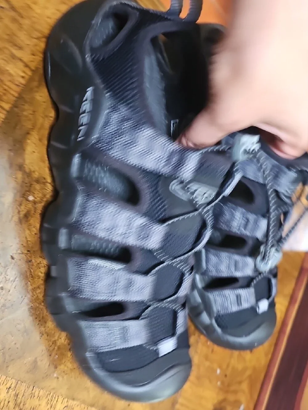 Keen Men’s Black Closed-Toe Hiking Sandals